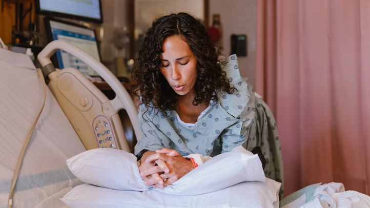 what does labor really feel like? mom laboring in hospital