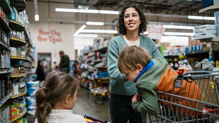 woman shopping with kids